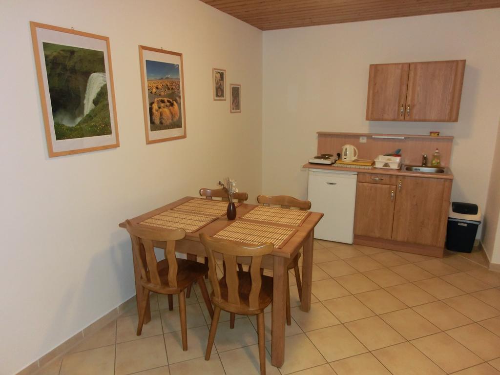 Penzion Kaminek Rokytnice nad Jizerou Rum bild